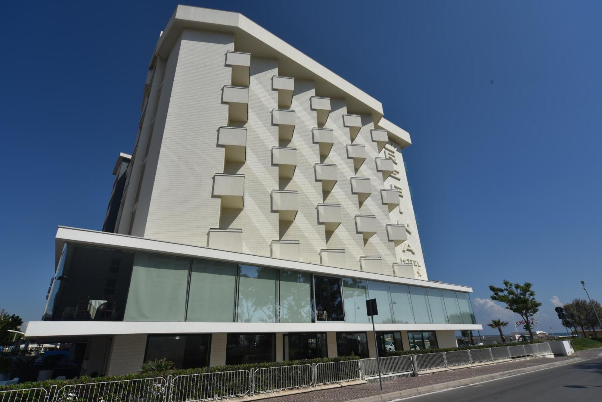Hotel Regina Fronte Mare 里米尼 外观 照片